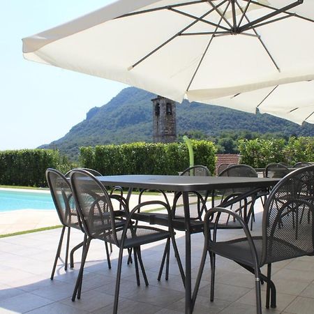 Oleandro 2 Apartment In Villa Cerutti Mergozzo Eksteriør billede