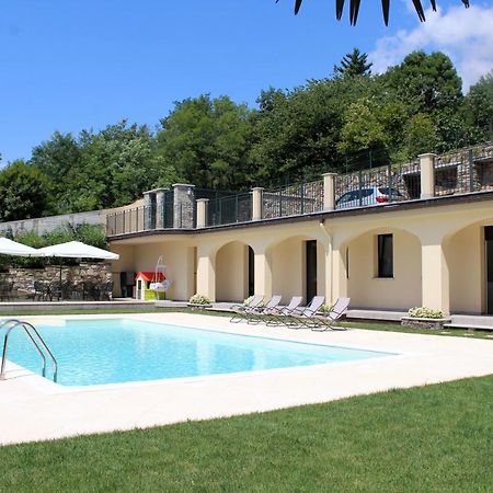 Oleandro 2 Apartment In Villa Cerutti Mergozzo Eksteriør billede